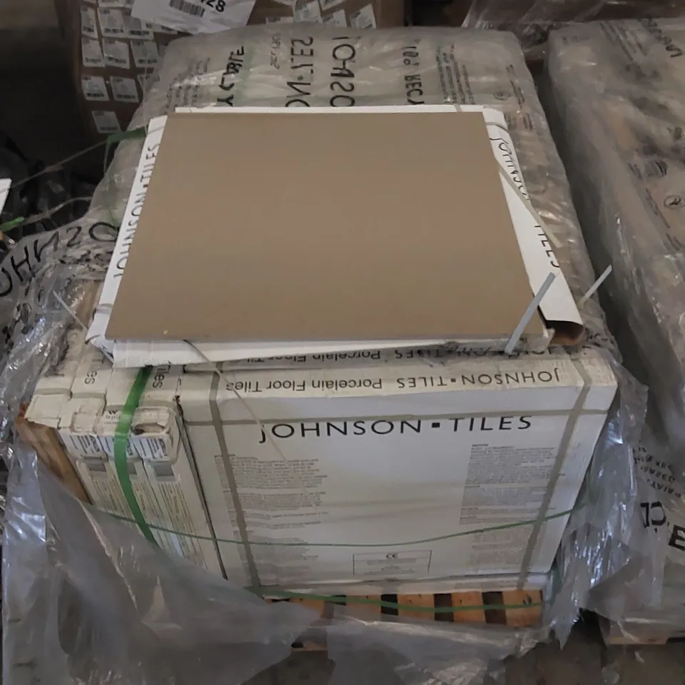 PALLET OF APPROX 30 X CARTONS OF JOHNSON TILES, MODERN FLAX NATURAL PORCELAIN FLOOR TILES - 4 TILES PER CARTON // TILE SIZE: 600 x 600 x 10mm