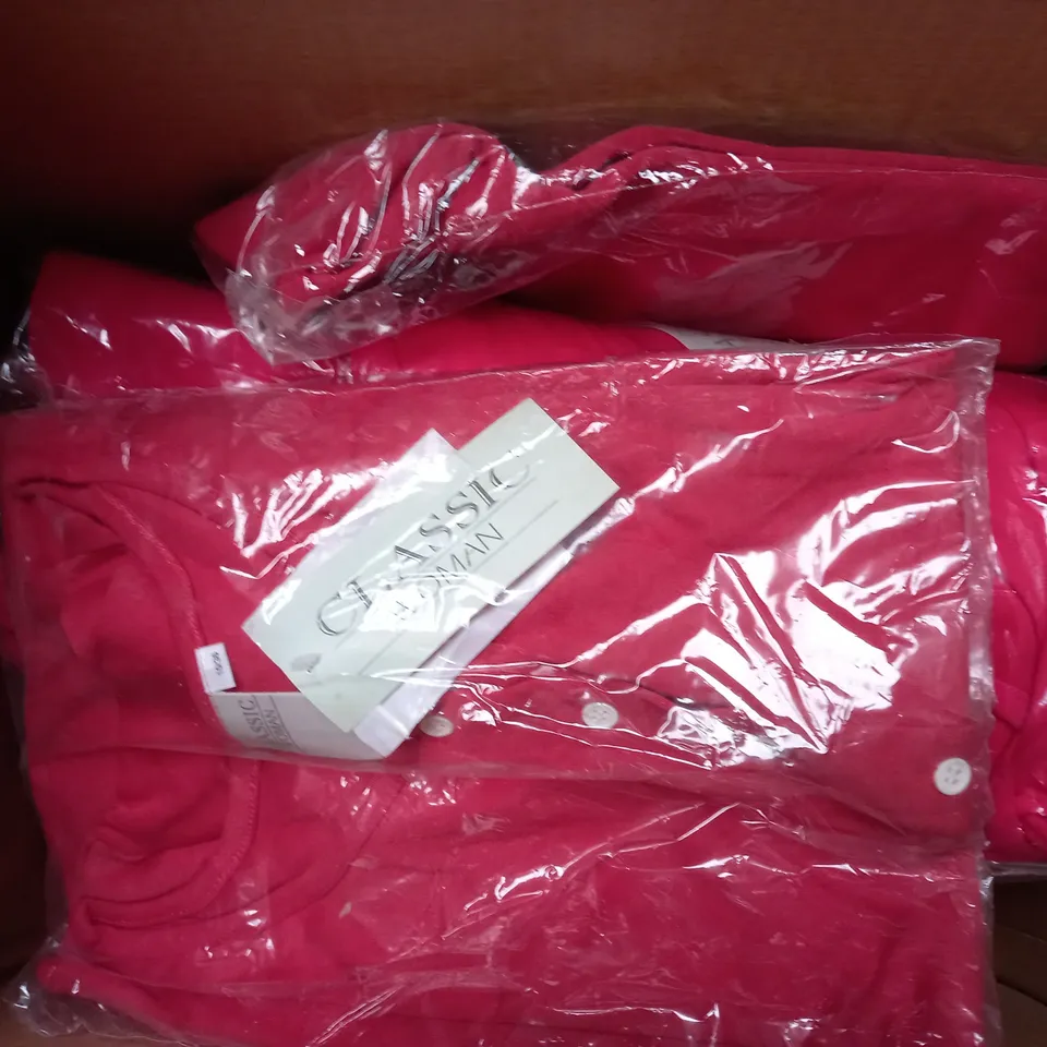 APPROXIMATELY 10 RED DRESS IN VARIOUS SIZES TO INCLUDE SIZE 12  