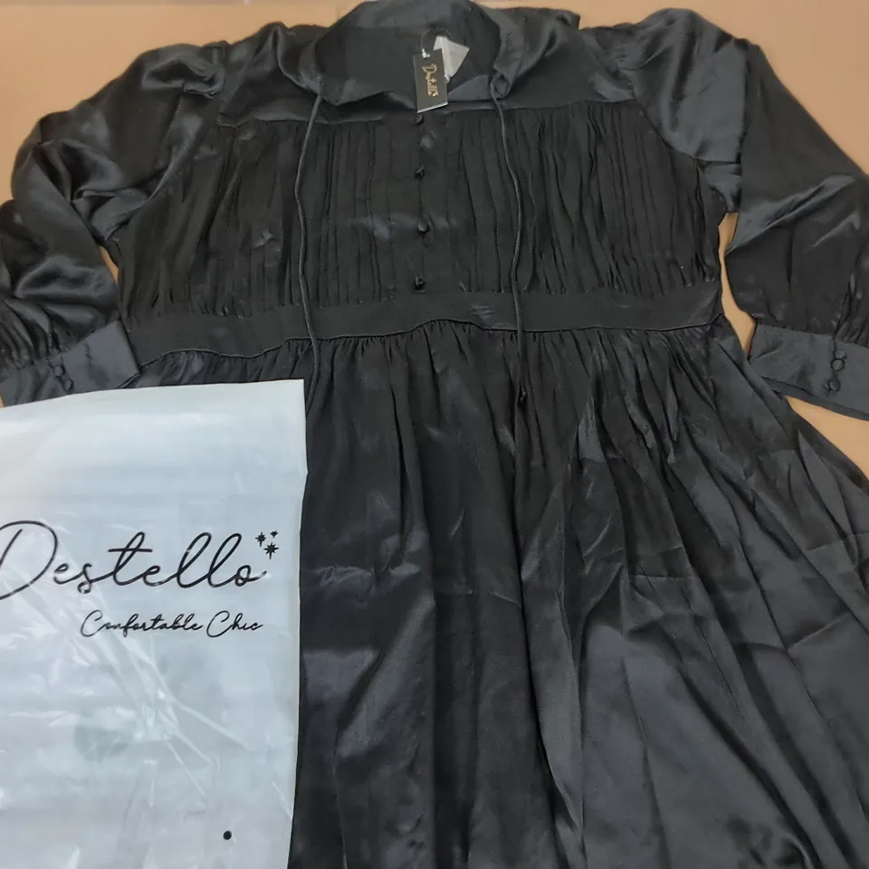 LOT OF 4 DESTELLO BLACK LONG SLEEVE BUTTON DETAIL DRESSES -L