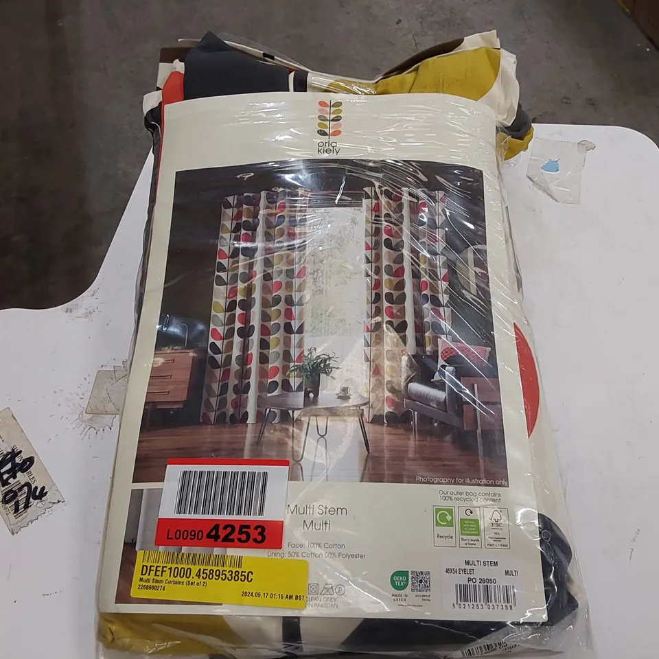 BAGGED PAIR OF MULTI STEM CURTAINS - 46 X 54" (1 ITEM)