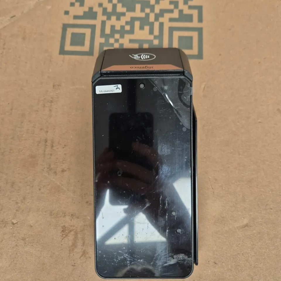 INGENICO HANDHELD PAYMENT TERMINAL – BRAND ON TOP,