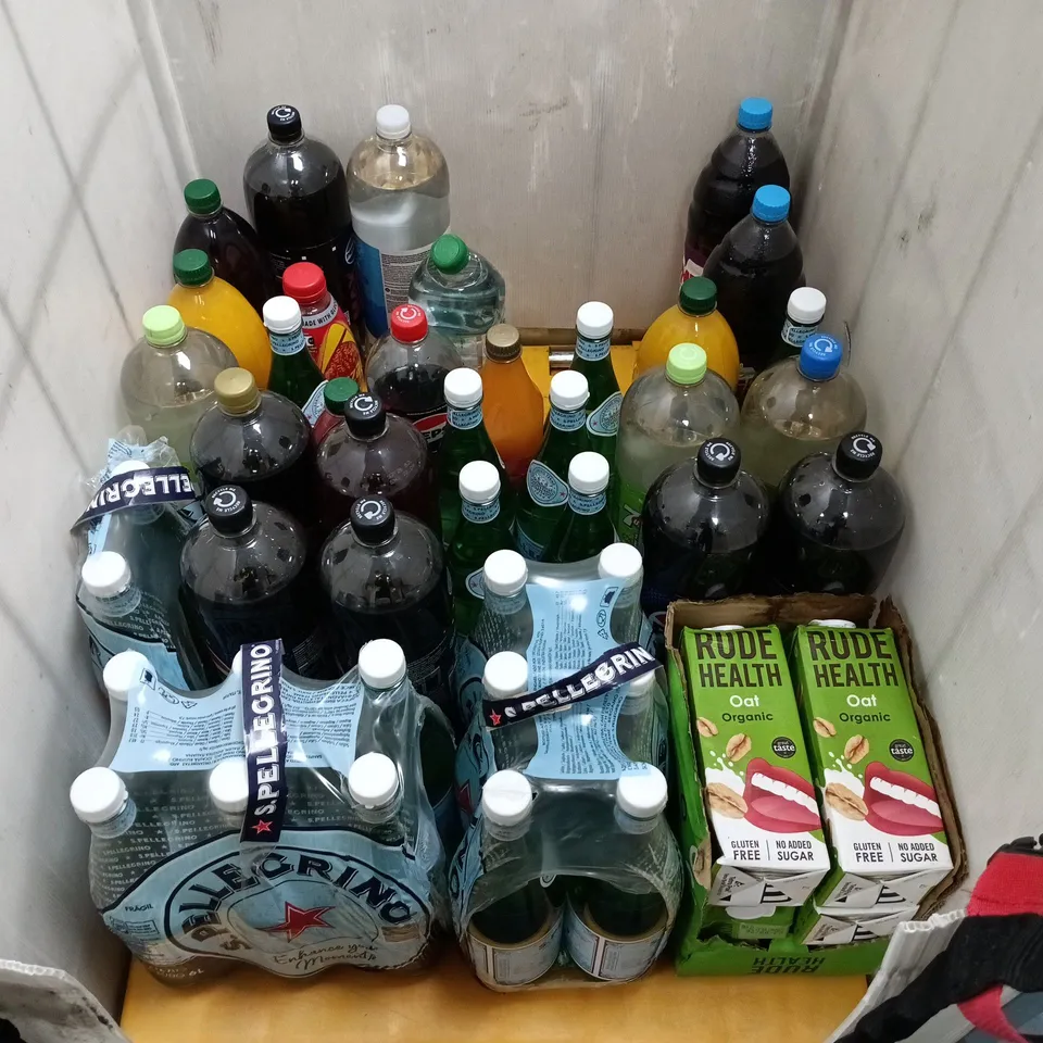 LARGE QUANTITY OF ASSORTED DRINKS TO INCLUDE TANGO, RUDE HEALTH AND S.PELLEGRINO