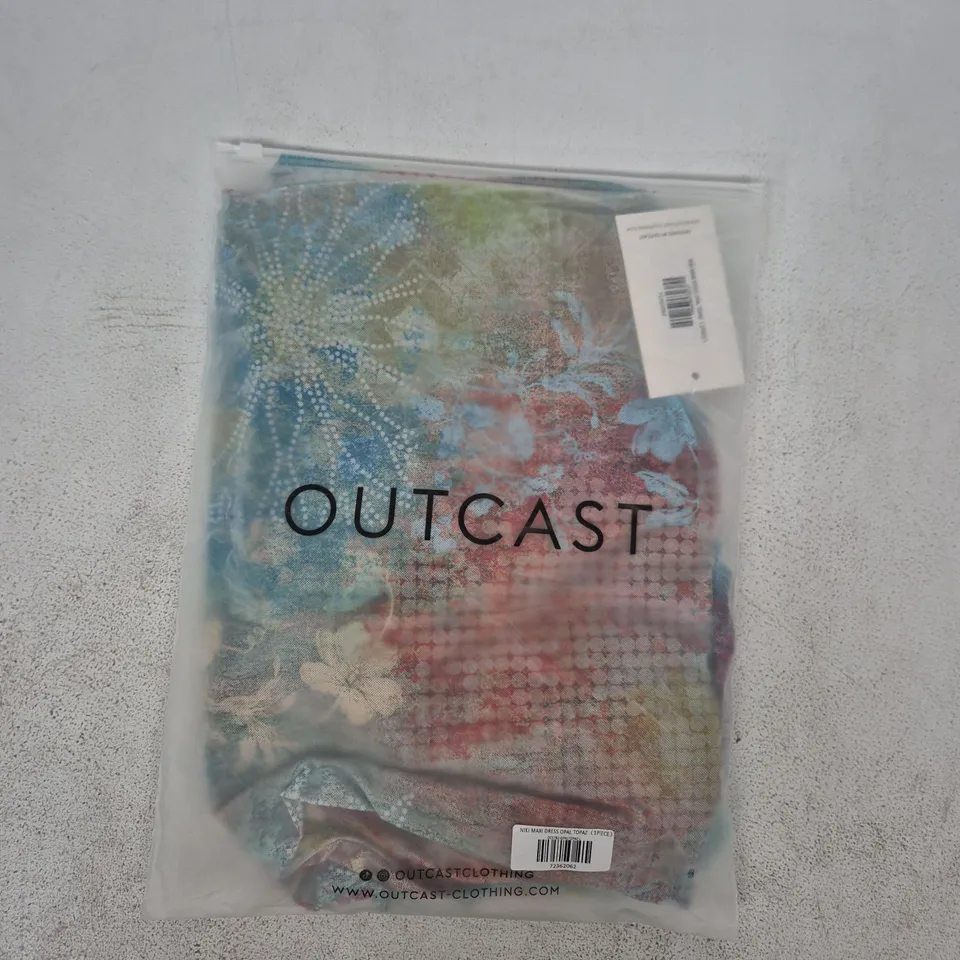 BAGGED OUTCAST NIKI MAXI DRESS IN OPAL TOPAZ SIZE LARGE