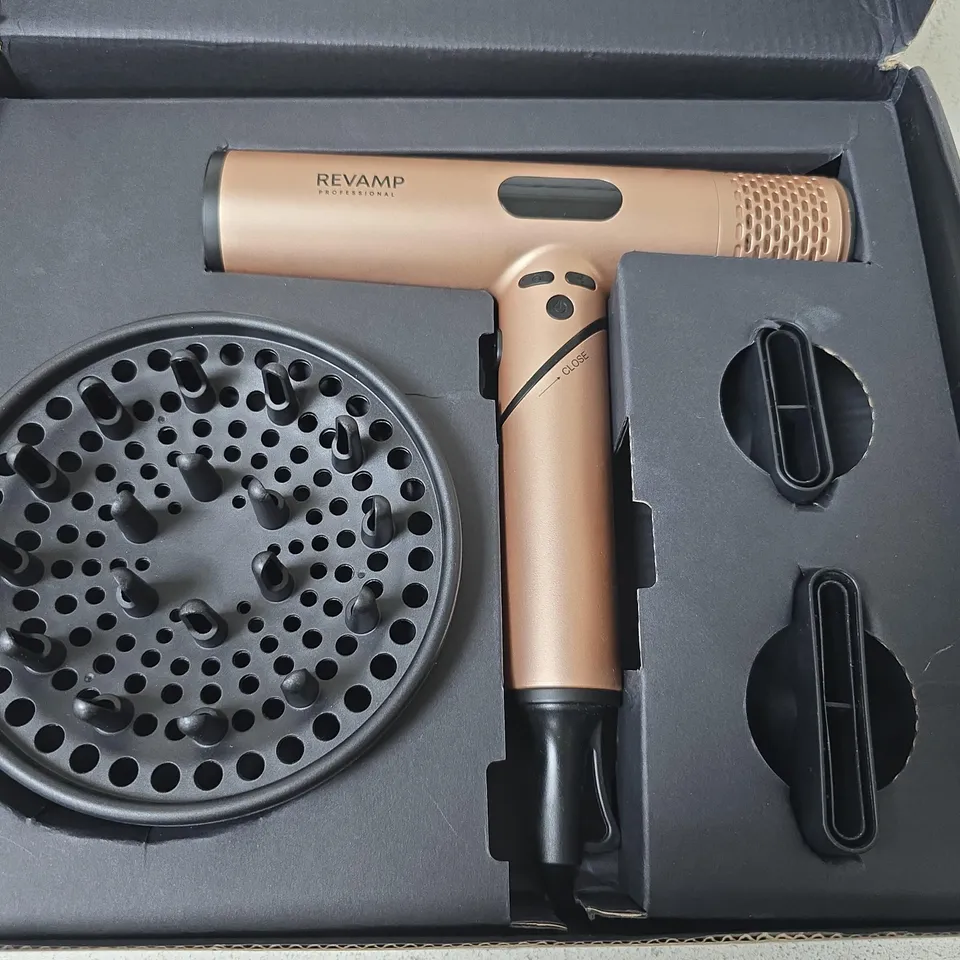 BOXED REVAMP DYNAMIC RADIANCE X SHINE