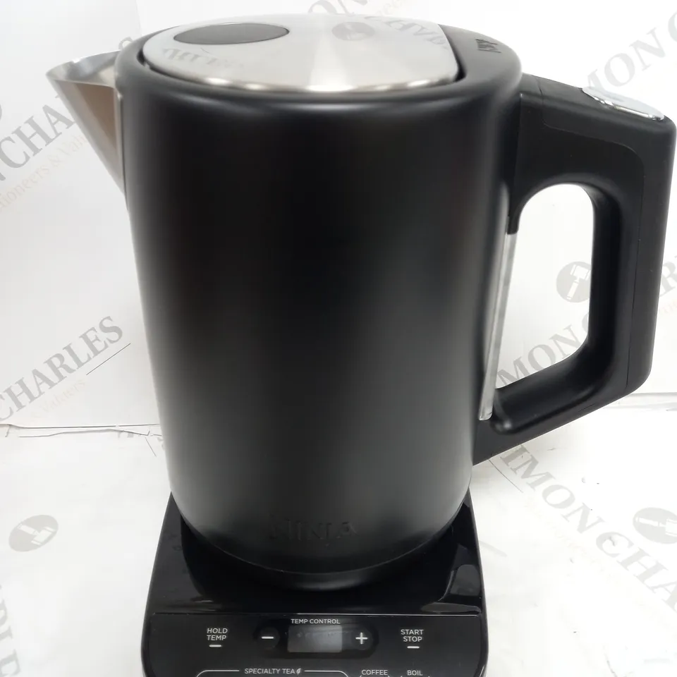 BOXED NINJA PERFECT TEMPERATURE KETTLE KT200UK