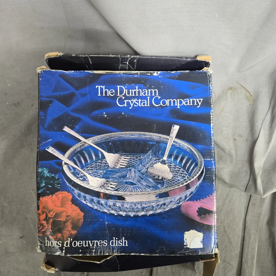 THE DURHAM CRYSTAL COMPANY HORS D'OEUVRES DISH