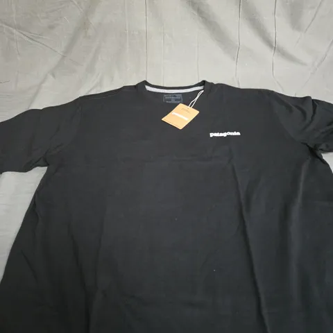 PATAGONIA GRAPHIC TEE SIZE M