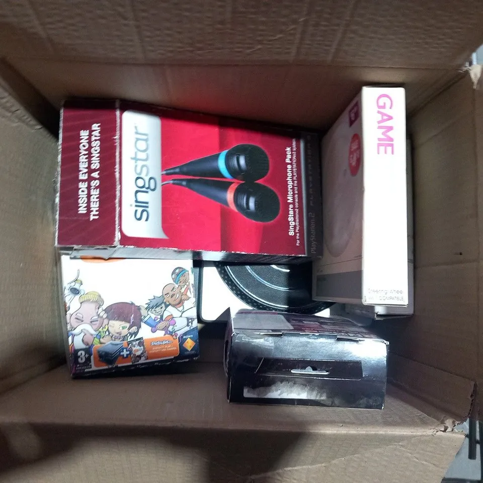 LARGE QUANTITY OF ASSORTED GAMES CONSOLE ACCESSORIES TO INCLUDE; NINTENDO WII AND PLAYSTATION 2 - COLLECTION ONLY