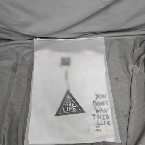BAGGED YOU DONT WANT THIS LIFE WHITE PAINTER TEE - SIZE M