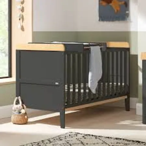 BOXED TUTTI BAMBINI RIO COT BED WITH COT TOP CHANGER - SLATE GREY AND HONEY OAK FINISH (1 BOX)