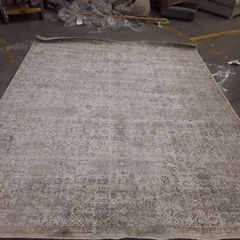 QUALITY DESIGNER AREA RUG 310X240CM APPROXIMATELY