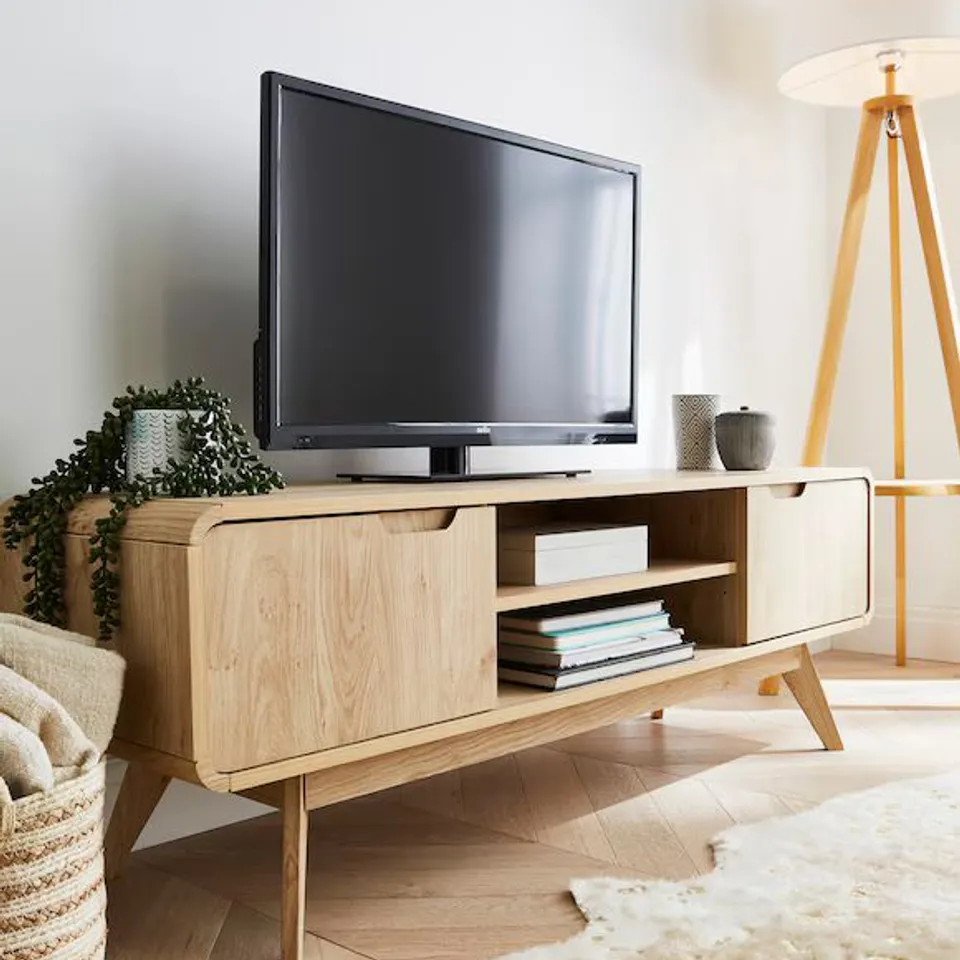 OSLO TV UNIT IX667 OAK EFFECT 1436 X 478 X 120MM BOXED