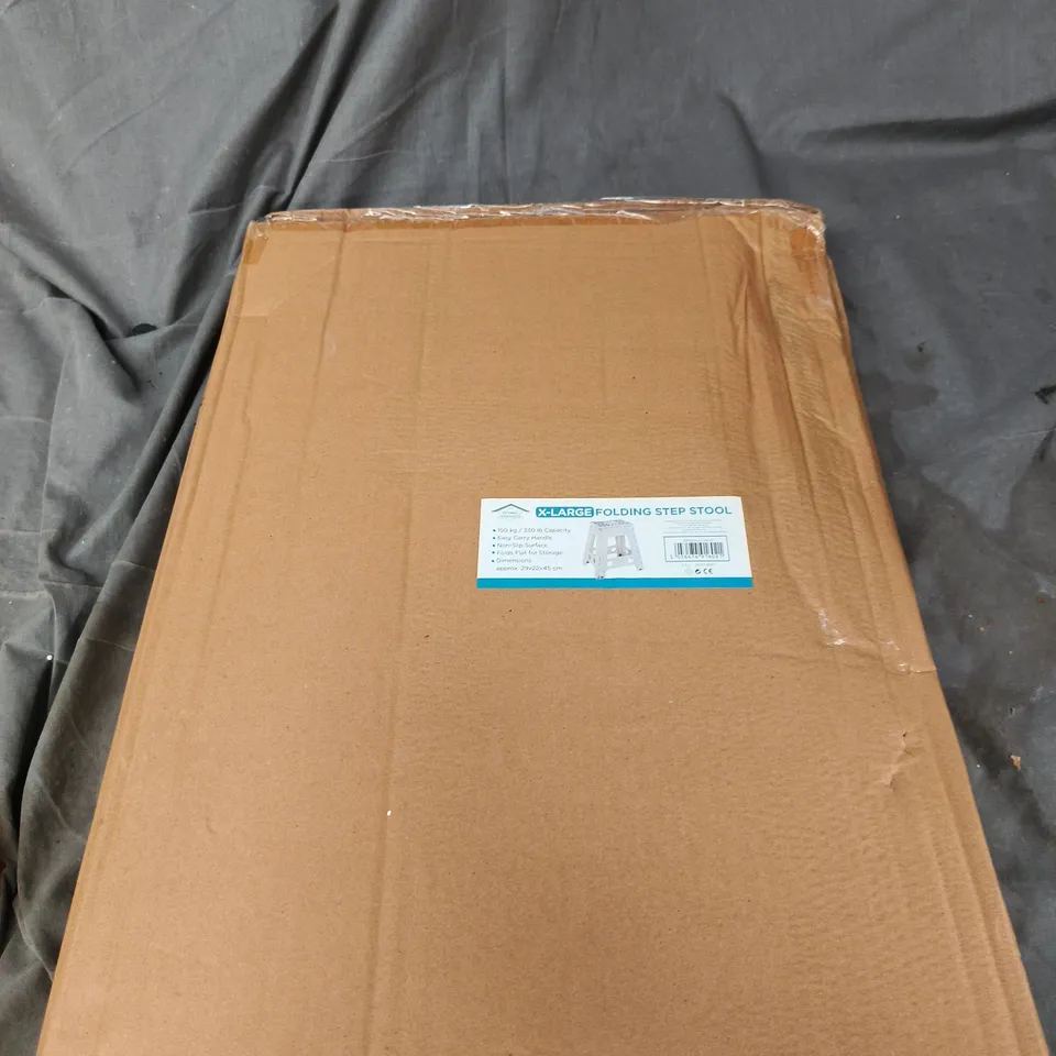 X-LARGE FOLDING STEP STOOL – 150 KG CAPACITY, BOXED