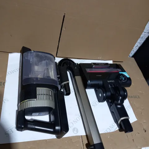 SHARK CORDLESS STICK VACUUM CLEANER PET PRO MODEL