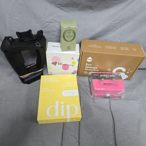 BOX OF ASSORTED TO INCLUDE - DIP - MONEY BOX - NAIL SHAPES 