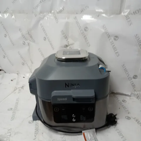 BOXED NINJA SPEEDI 10-IN-1 5.7L RAPID-COOKER & AIR FRYER ON400UK