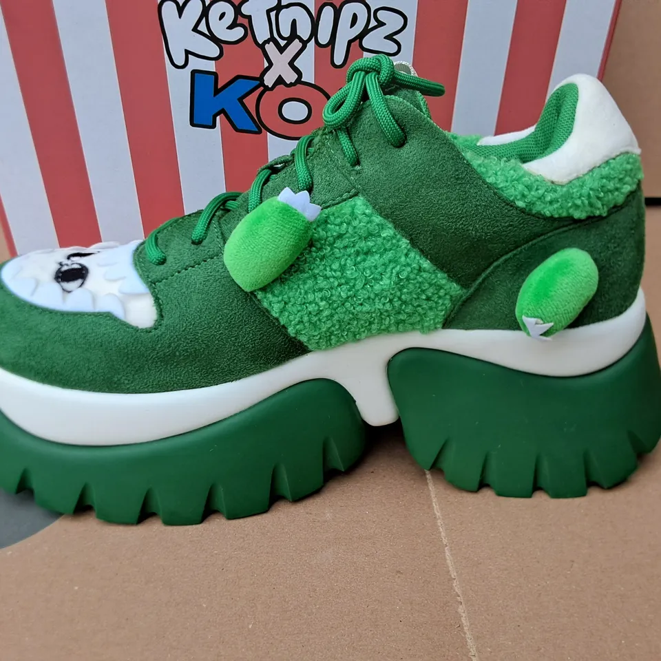 BRAND NEW BOXED KOI BEANZILLA PLATFORM TRAINERS IN GREEN - UK 7