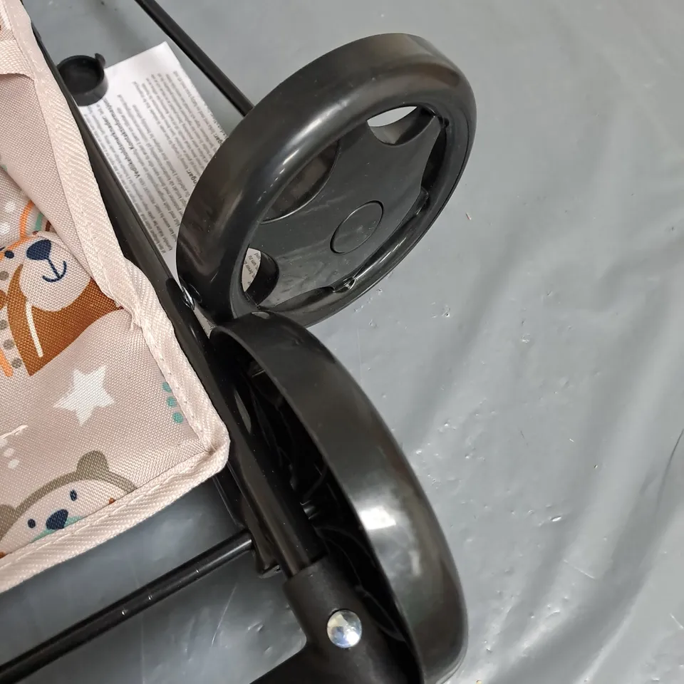 JOIE PLAYTIME PUSHCHAIR