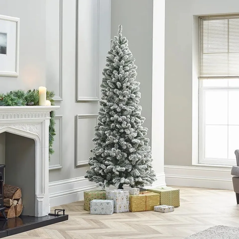 SNOWY BALSAM GREEN FIR ARTIFICIAL CHRISTMAS TREE 