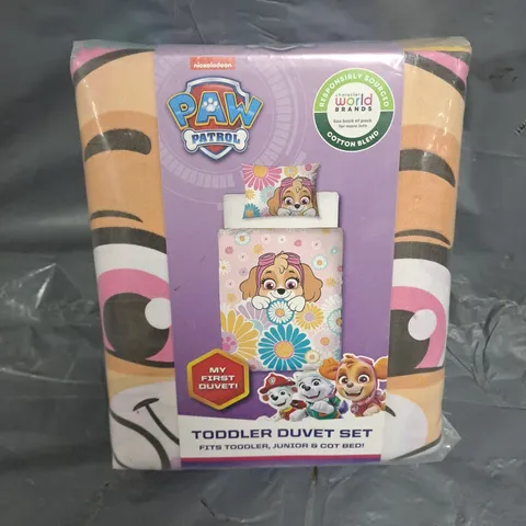 PAW PATROL TODDLER DUVET SET IN MULTI