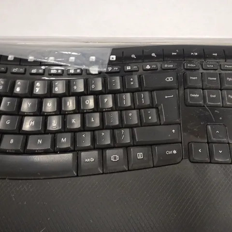 MICROSOFT WIRELESS COMFORT DESKTOP KEYBOARD 
