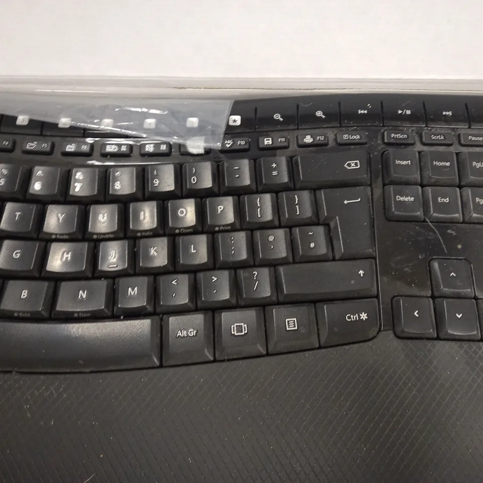 MICROSOFT WIRELESS COMFORT DESKTOP KEYBOARD 