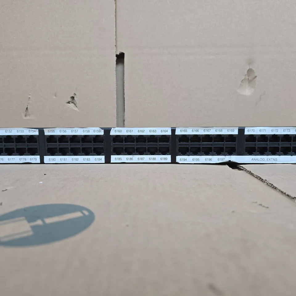 CONNECTIX 50-WAY VOICE PANEL PATCH PANEL (RJ45)