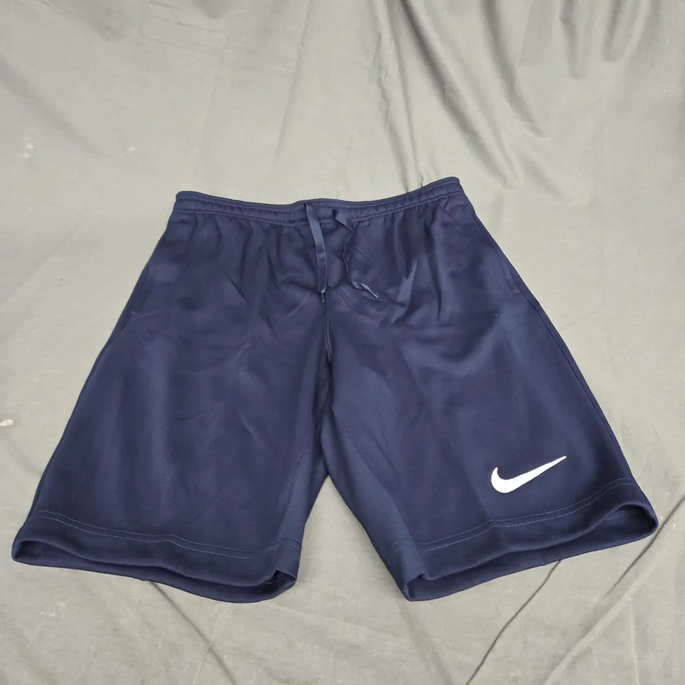 NIKE LOGO NAVY SHORTS SIZE M