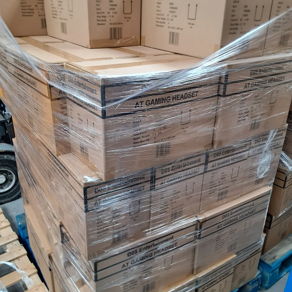 PALLET CONTAINING 47 4-PACKS OF BRAND NEW GAMING HEADSETS