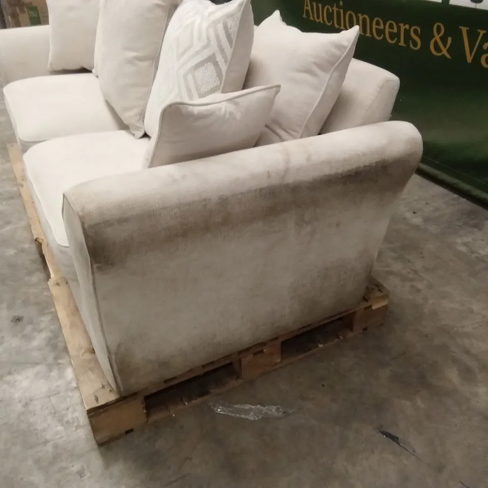 AMORE FABRIC 3 SEATER RRP £829