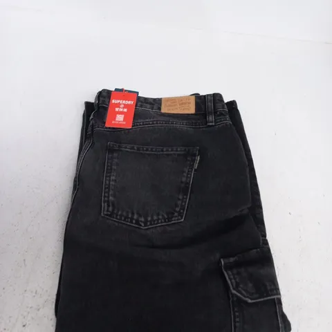 SUPERDRY DENIM CARGO POCKET MIDI SKIRT – BLACK DENIM, UK 30 (EU 30)