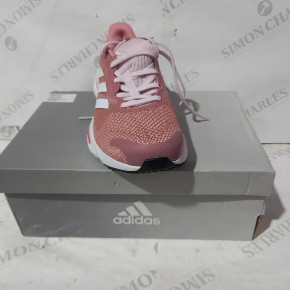 BOXED PAIR OF ADIDAS SOLAR GLIDE 5 TRAINERS IN PINK UK SIZE 6