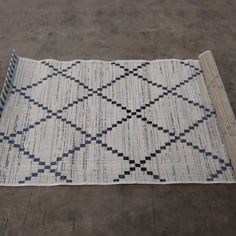 BRAND NEW BAGGED PACO HOME KORTRIJK RUG - 150 x 80cm