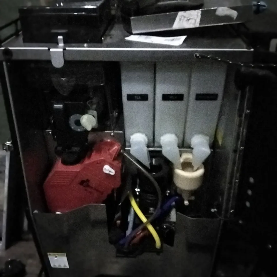 COFFETEK VITRO X3 COFFEE MACHINE WITH CHANGE GIVER