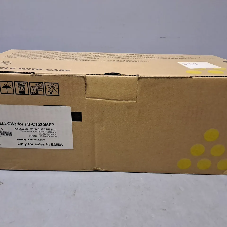 BOXED KYOCERA YELLOW TK-150Y TONER KIT 1T-5JKANL0