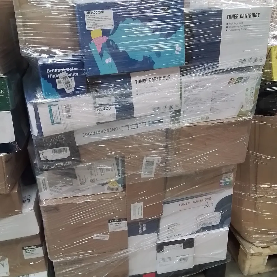 PALLET CONTAINING A LARGE QUANTITY OF LASER TONER CARTRIDGES 