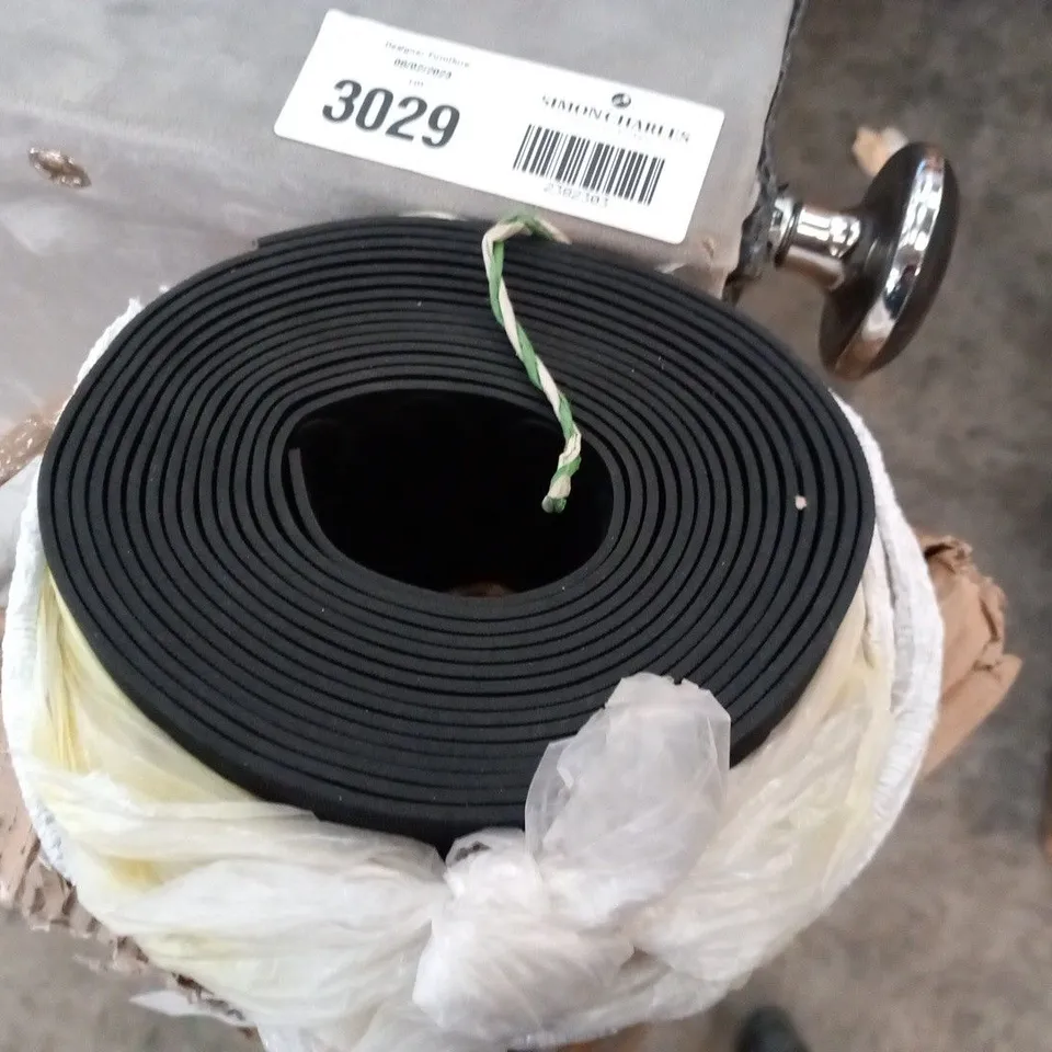 BOXED ROLL OF RUBER MATTING