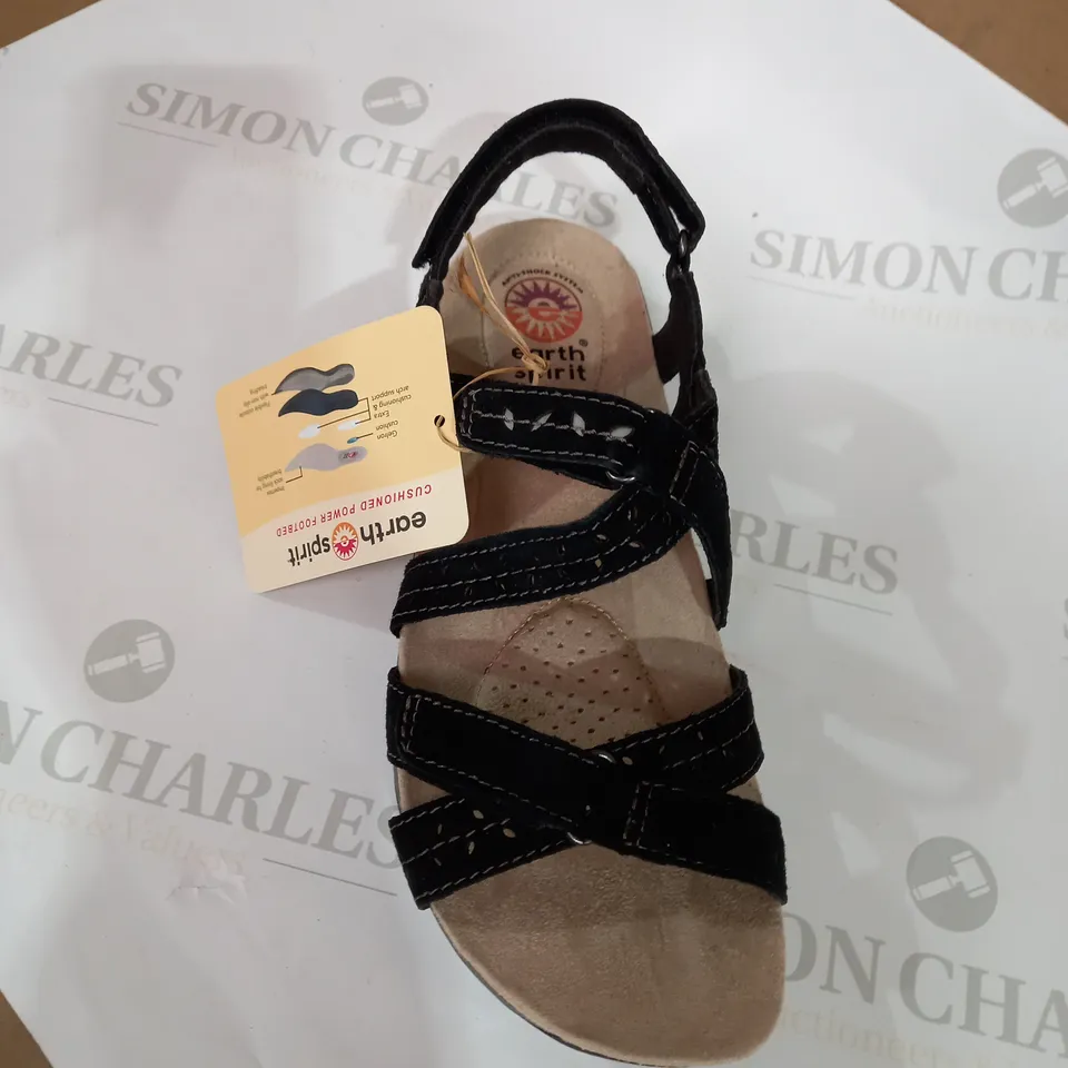 EARTH SPIRIT HAMPTON SANDAL BLACK SIZE 6