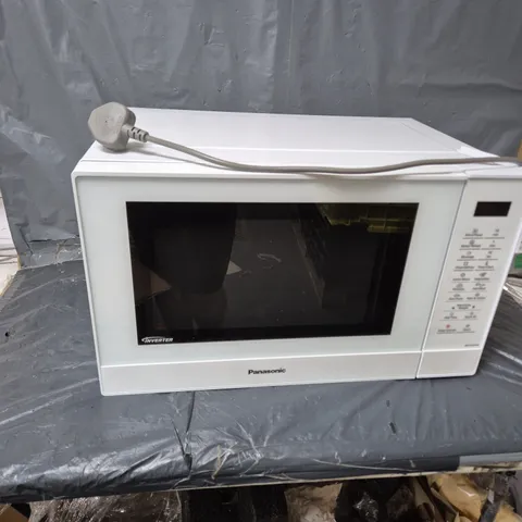 BOXED PANASONIC NN-ST45KWBPQ SOLO MICROWAVE