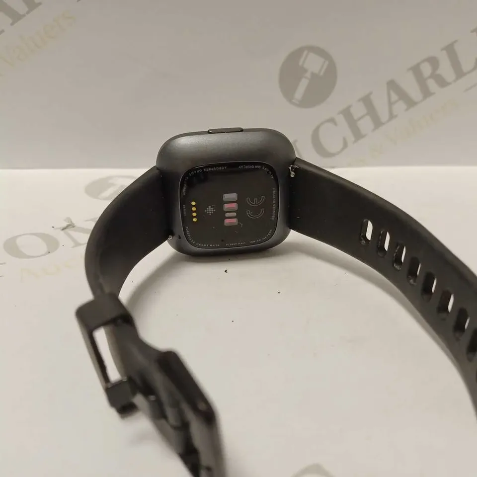 FITBIT VERSA 2 SMARTWATCH