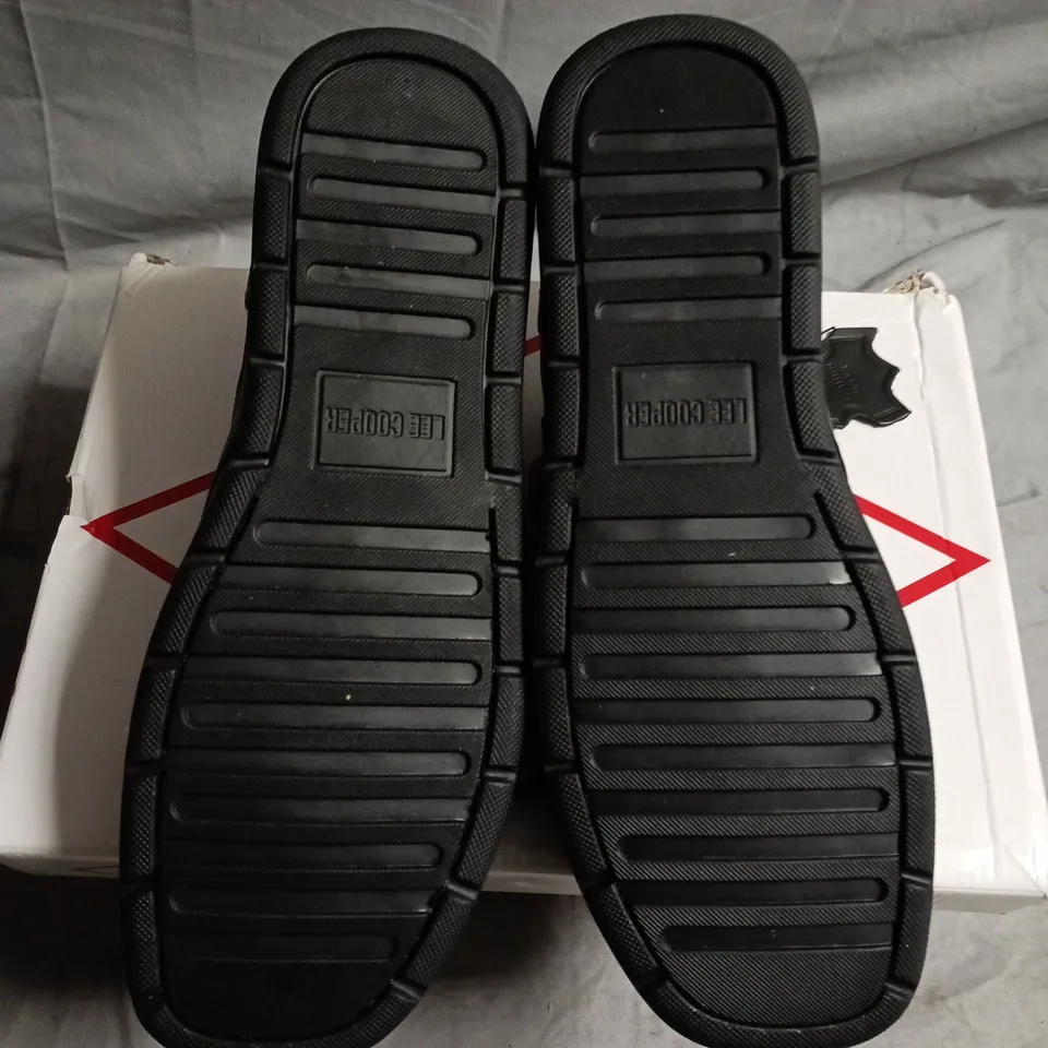 LEE COOPER WALTHAM SLIP MEN'S BLACK LEATHER SLIP-ON SHOES UK 8.5