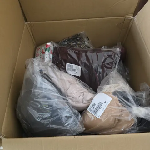 BOX OF APPROXIMATELY 20 ASSORTED CLOTHING ITEMS IN VARIOUS STYLES , COLOURS AND SIZES