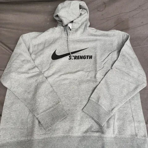 NIKE STRENGTH HOODIE IN GREY - XXL