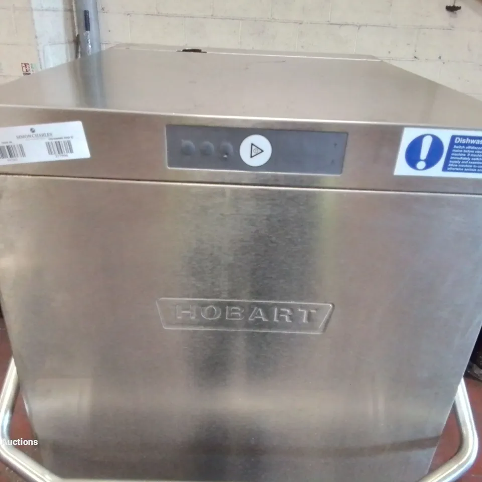 HOBART COMMERCIAL PASS THROUGH DISHWASHER 