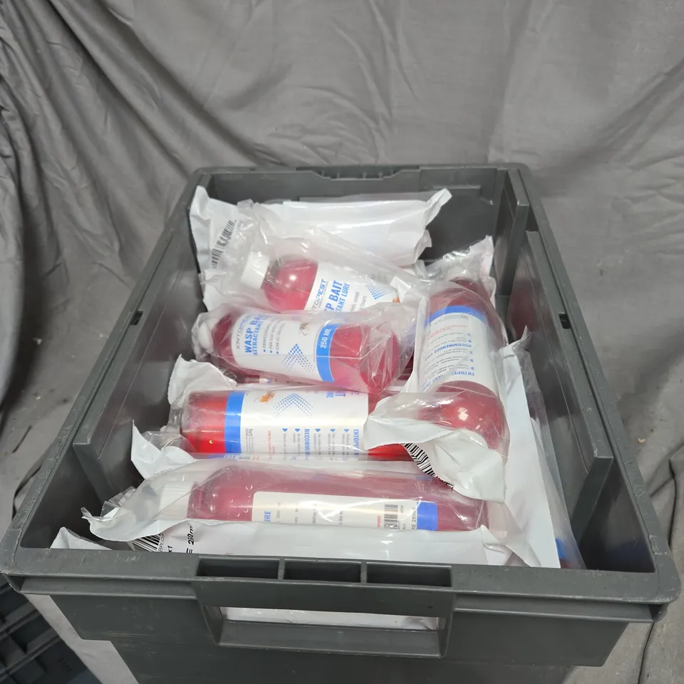 APPROXIMATELY 20 X WASP BAIT 250ML