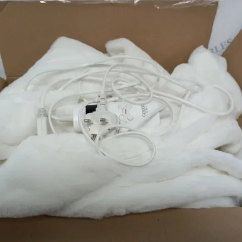 BOXED COZEE HOME HEATED WHITE FLUFFY BLANKET 