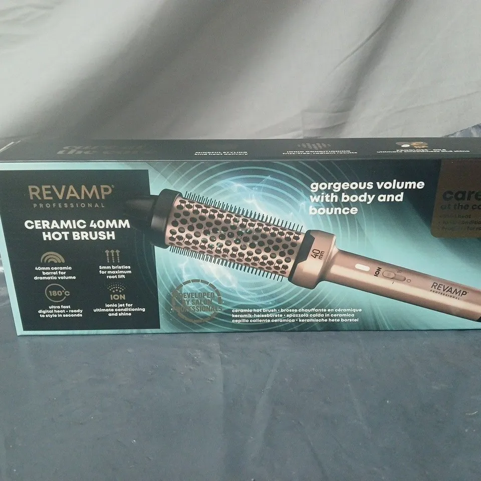 REVAMP CERAMIC 40MM HOT BRUSH BOXED