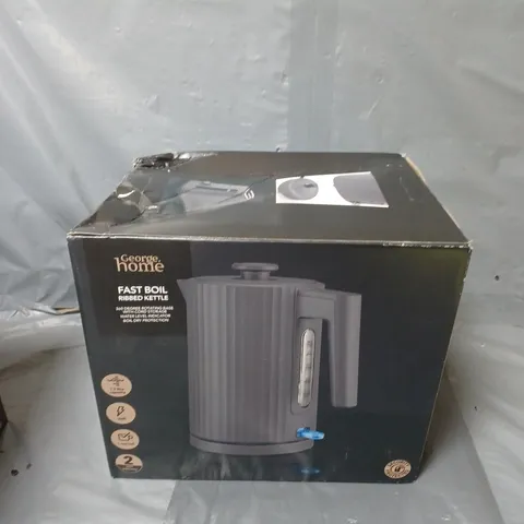 BOXED HOME FAST BOIL RIBBED KETTLE IN GREY