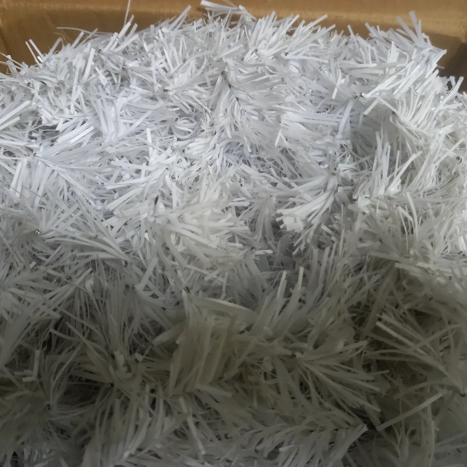 UNBRANDED WHITE GARLAND WITH LIGHTS