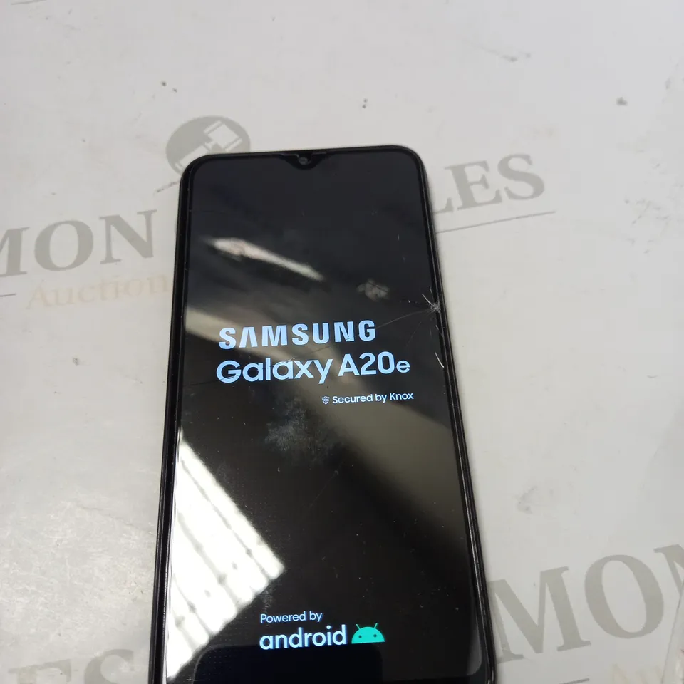 SAMSUNG GALAXY A20E 